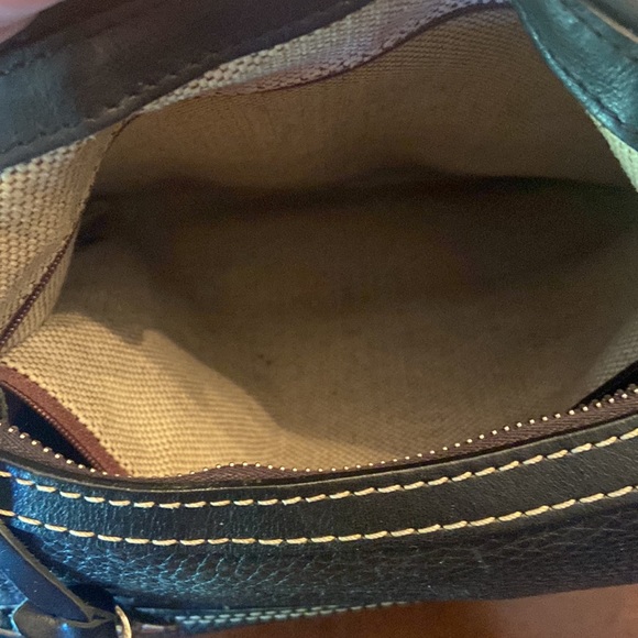 Dooney&Bourke - Picture 5 of 7